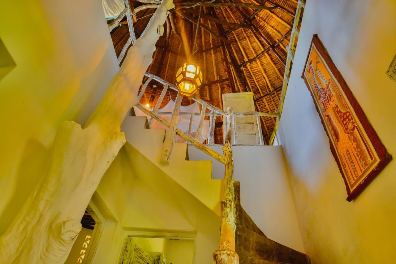 Upani In Diani Bed & Breakfast Diani Beach Exterior foto