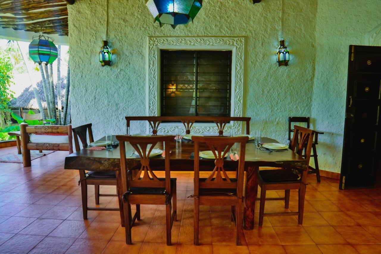 Upani In Diani Bed & Breakfast Diani Beach Exterior foto